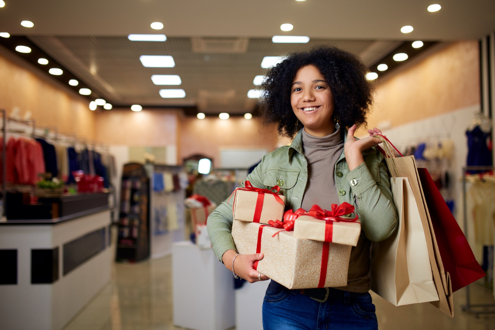 10 Smart Ways to Save Money for Christmas